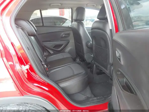 3GNCJLSBXJL157170 2018 CHEVROLET TRAX - Image 8