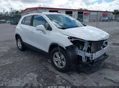 3GNCJLSBXJL198611 2018 CHEVROLET TRAX