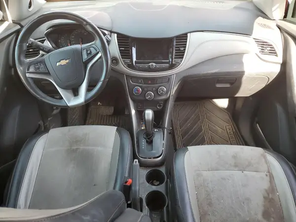 3GNCJLSBXJL210711 2018 CHEVROLET TRAX - Image 8