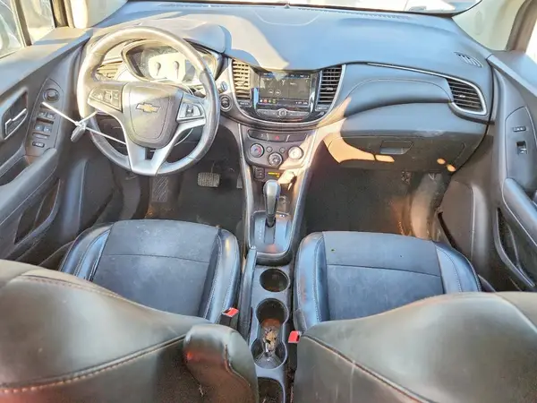 3GNCJLSBXJL216797 2018 CHEVROLET TRAX - Image 8