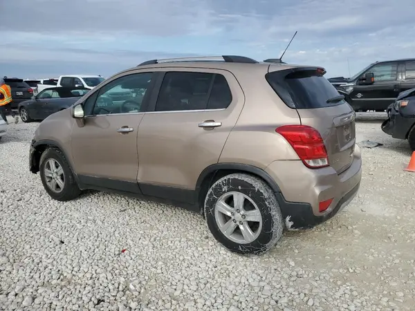 3GNCJLSBXJL218808 2018 CHEVROLET TRAX - Image 2