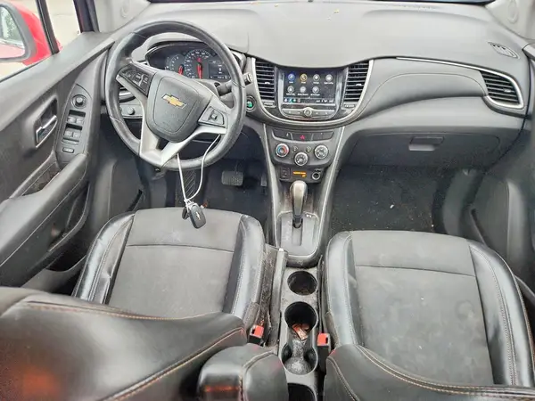 3GNCJLSBXJL233986 2018 CHEVROLET TRAX - Image 8