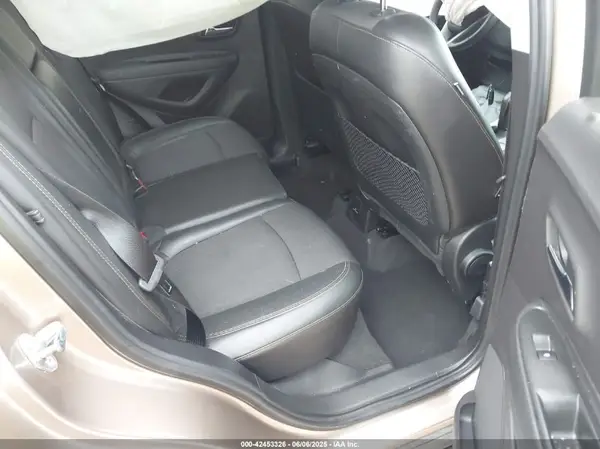 3GNCJLSBXJL278152 2018 CHEVROLET TRAX - Image 8