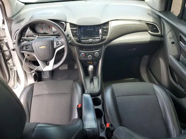 3GNCJLSBXJL290060 2018 CHEVROLET TRAX - Image 8