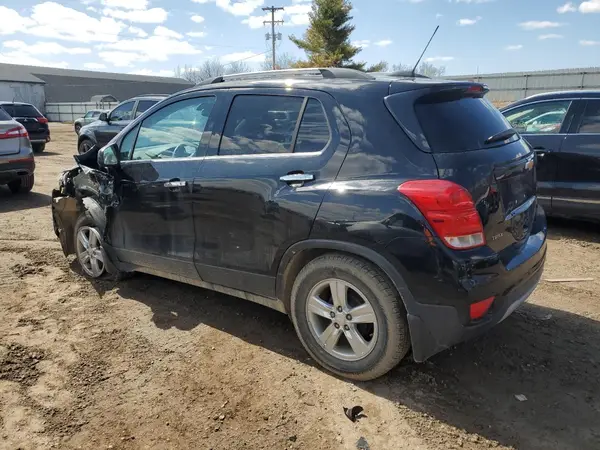 3GNCJLSBXJL307102 2018 CHEVROLET TRAX - Image 2