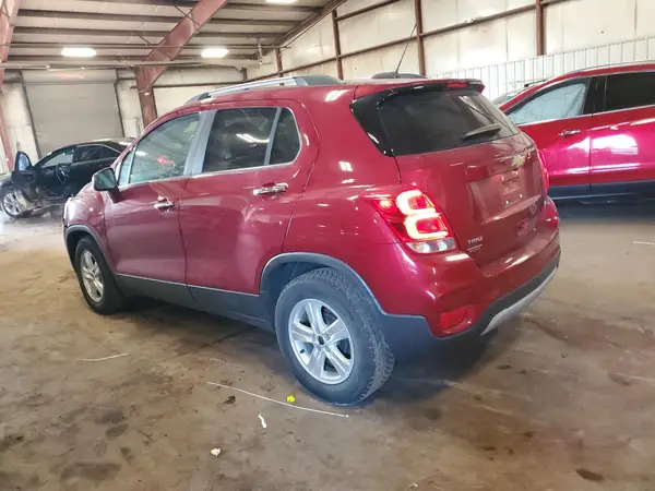 3GNCJLSBXJL307486 2018 CHEVROLET TRAX - Image 2
