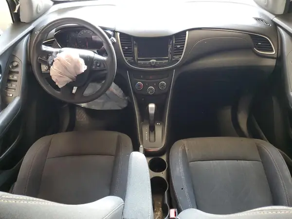 3GNCJLSBXJL342979 2018 CHEVROLET TRAX - Image 8