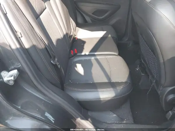 3GNCJLSBXJL351195 2018 CHEVROLET TRAX - Image 8