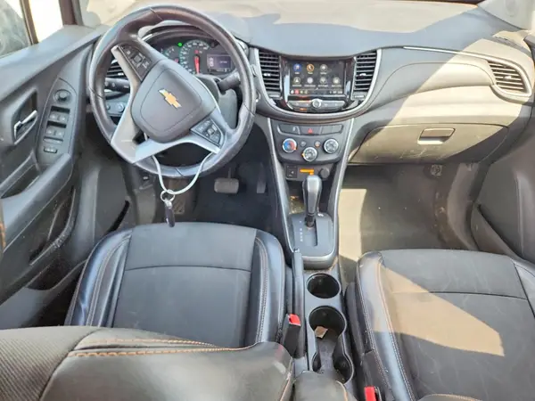 3GNCJLSBXJL368790 2018 CHEVROLET TRAX - Image 8