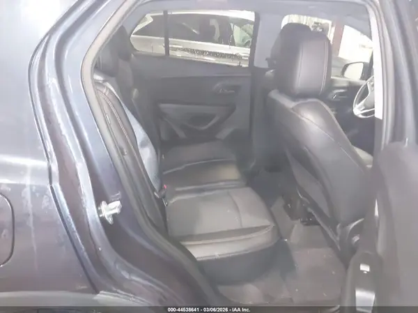 3GNCJLSBXJL369504 2018 CHEVROLET TRAX - Image 8