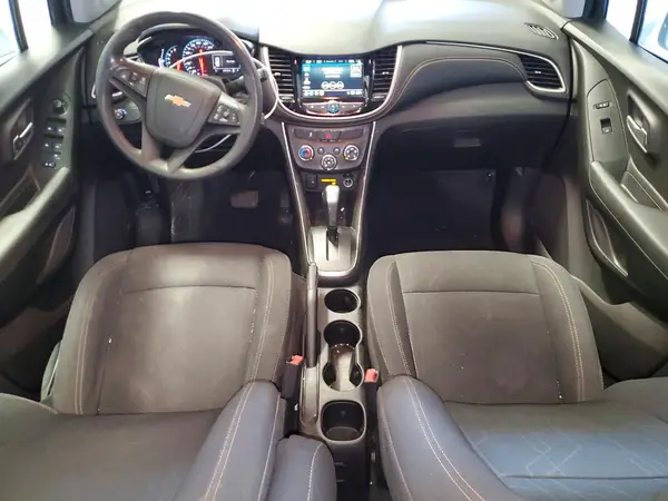 3GNCJLSBXJL369583 2018 CHEVROLET TRAX - Image 8