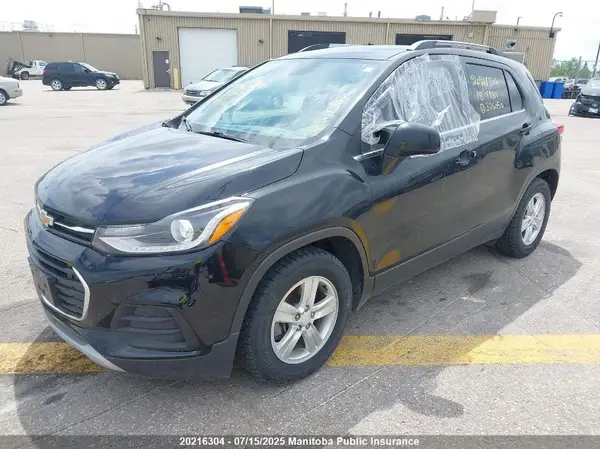 3GNCJLSBXJL376050 2018 CHEVROLET TRAX - Image 2