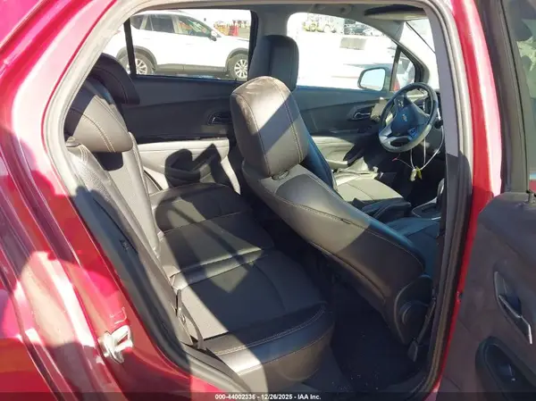 3GNCJLSBXJL376937 2018 CHEVROLET TRAX - Image 8