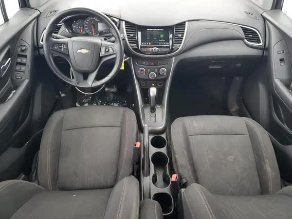 3GNCJLSBXJL402873 2018 CHEVROLET TRAX - Image 8
