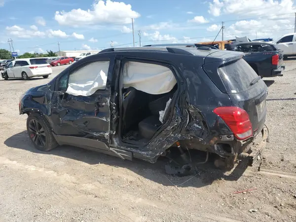 3GNCJLSBXJL407281 2018 CHEVROLET TRAX - Image 2