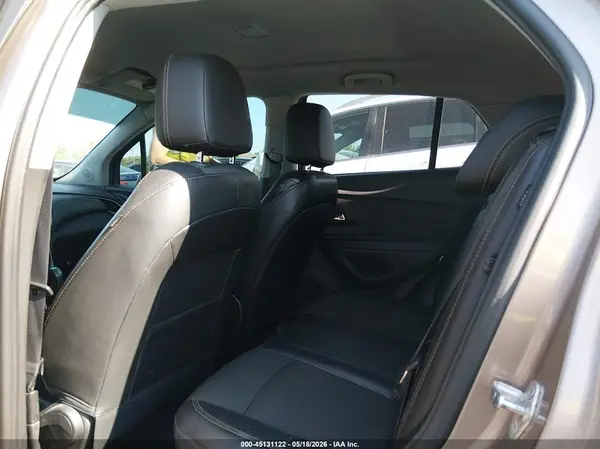 3GNCJLSBXJL419253 2018 CHEVROLET TRAX - Image 8