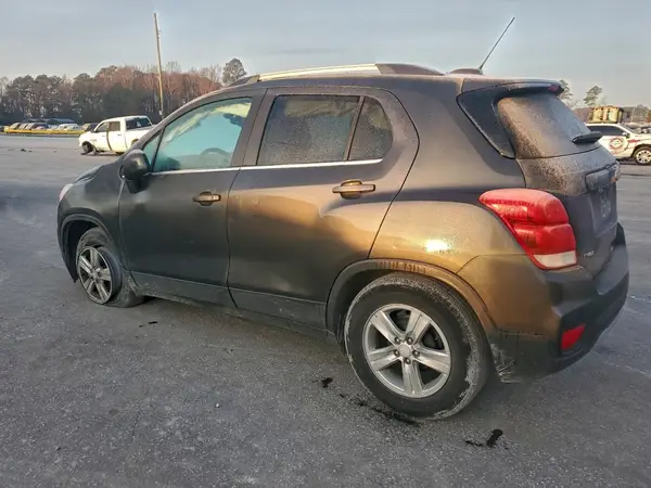 3GNCJLSBXKL146414 2019 CHEVROLET TRAX - Image 2