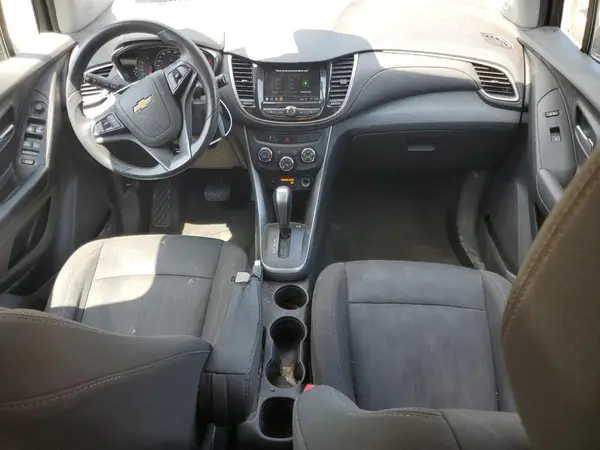 3GNCJLSBXKL168493 2019 CHEVROLET TRAX - Image 8