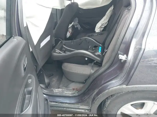 3GNCJLSBXKL170535 2019 CHEVROLET TRAX - Image 8