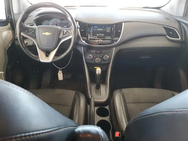 3GNCJLSBXKL187576 2019 CHEVROLET TRAX - Image 8