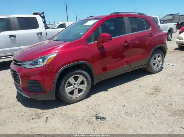 3GNCJLSBXKL190753 2019 CHEVROLET TRAX - Image 2