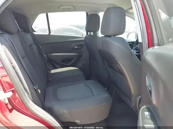 3GNCJLSBXKL190753 2019 CHEVROLET TRAX - Image 8