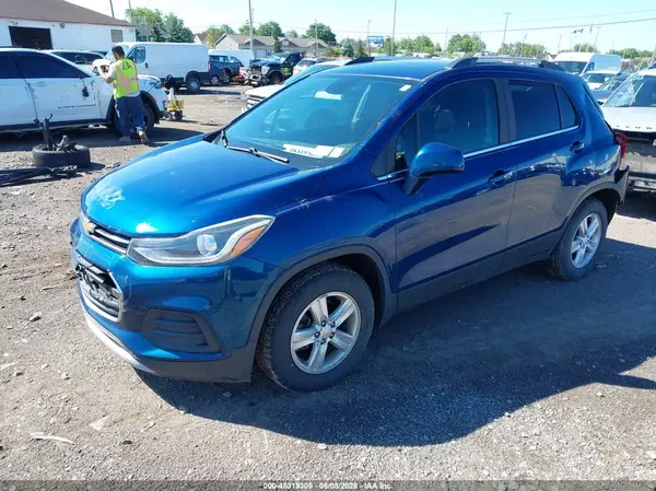 3GNCJLSBXKL258551 2019 CHEVROLET TRAX - Image 2