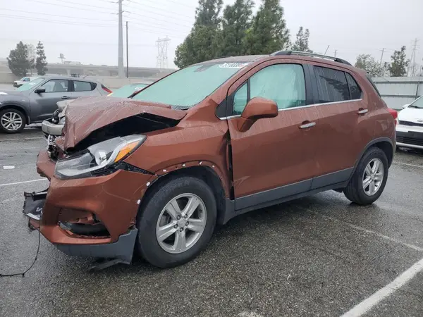 3GNCJLSBXKL268030 2019 CHEVROLET TRAX - Image 1