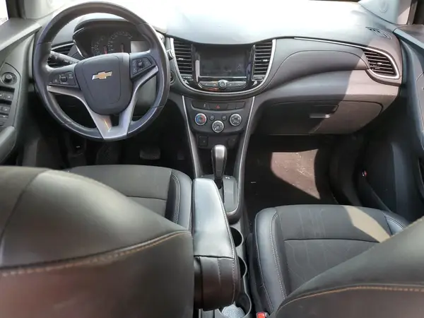 3GNCJLSBXKL304119 2019 CHEVROLET TRAX - Image 8