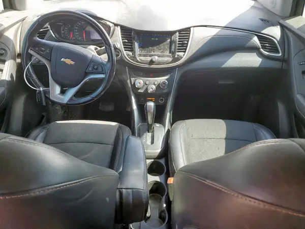 3GNCJLSBXKL316481 2019 CHEVROLET TRAX - Image 8