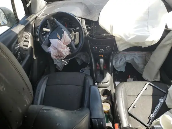 3GNCJLSBXKL323964 2019 CHEVROLET TRAX - Image 8