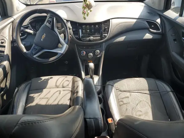 3GNCJLSBXKL342076 2019 CHEVROLET TRAX - Image 8
