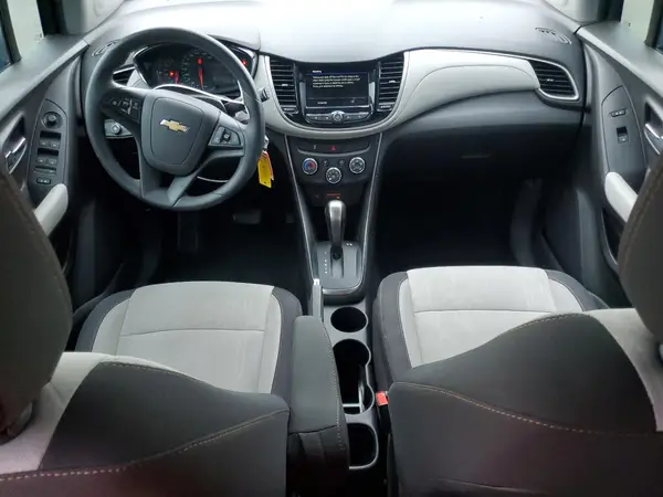 3GNCJLSBXKL355376 2019 CHEVROLET TRAX - Image 8