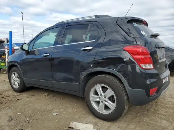 3GNCJLSBXKL372551 2019 CHEVROLET TRAX - Image 2
