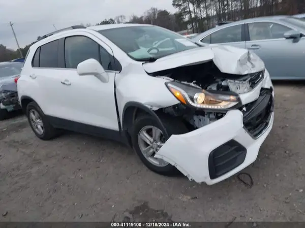 3GNCJLSBXKL395800 2019 CHEVROLET TRAX - Image 1