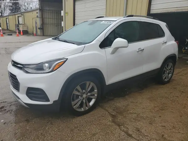 3GNCJLSBXLL130358 2020 CHEVROLET TRAX - Image 1