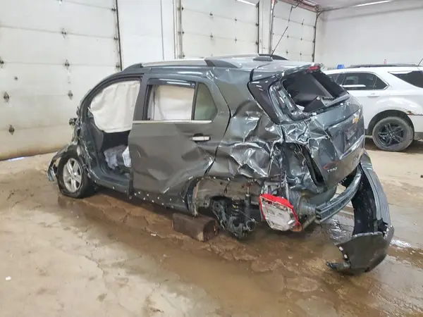 3GNCJLSBXLL136676 2020 CHEVROLET TRAX - Image 2