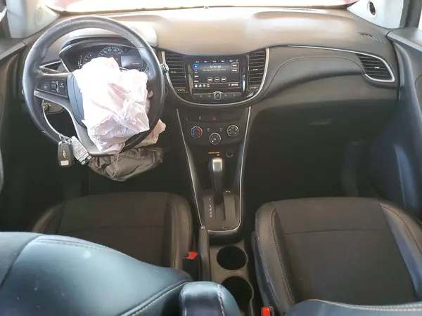 3GNCJLSBXLL224692 2020 CHEVROLET TRAX - Image 8