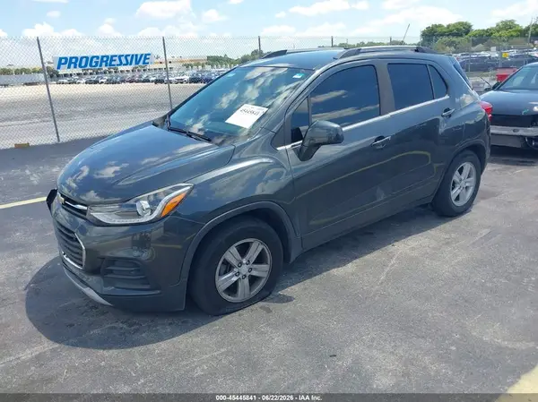 3GNCJLSBXLL226457 2020 CHEVROLET TRAX - Image 2