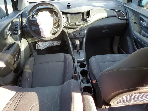 3GNCJLSBXLL243517 2020 CHEVROLET TRAX - Image 8