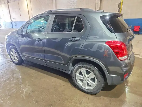3GNCJLSBXLL252640 2020 CHEVROLET TRAX - Image 2