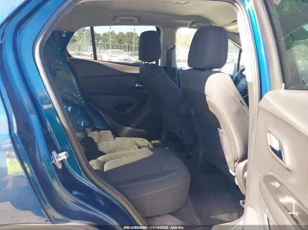 3GNCJLSBXLL261080 2020 CHEVROLET TRAX - Image 8