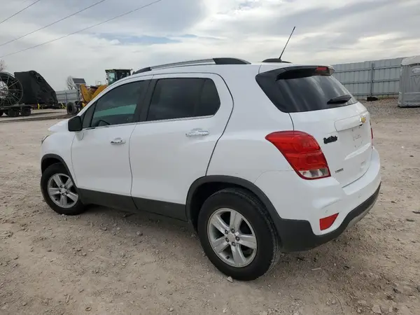 3GNCJLSBXLL282351 2020 CHEVROLET TRAX - Image 2