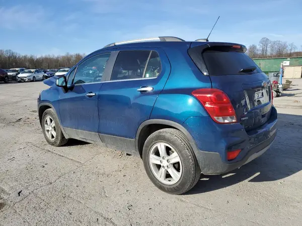 3GNCJLSBXLL286755 2020 CHEVROLET TRAX - Image 2