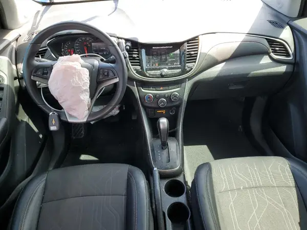 3GNCJLSBXLL295763 2020 CHEVROLET TRAX - Image 8