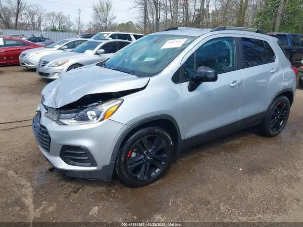 3GNCJLSBXLL310309 2020 CHEVROLET TRAX - Image 2
