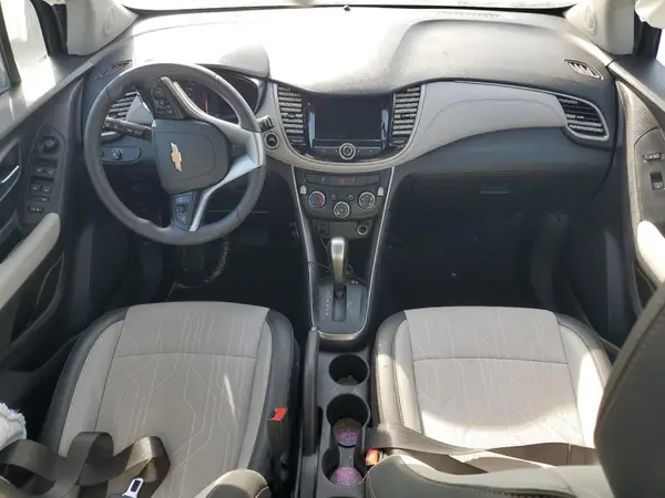 3GNCJLSBXLL319723 2020 CHEVROLET TRAX - Image 8