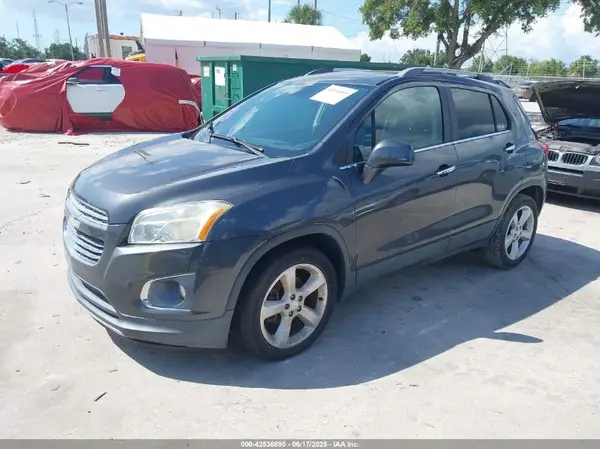 3GNCJMSB1GL163244 2016 CHEVROLET TRAX - Image 2