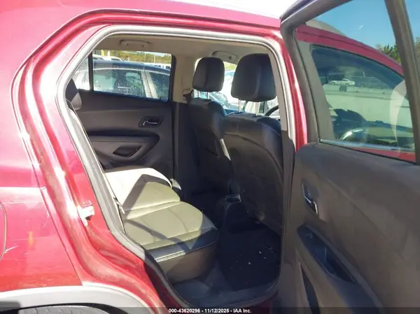 3GNCJMSB1GL163700 2016 CHEVROLET TRAX - Image 8