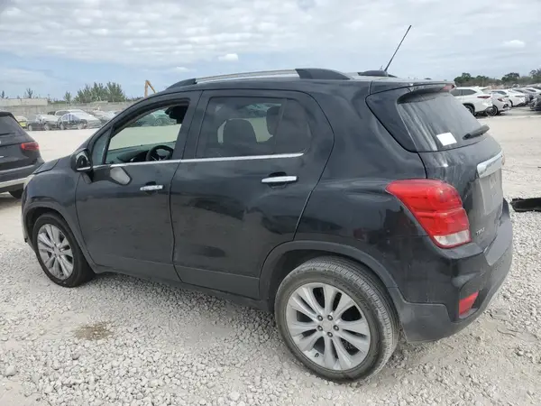 3GNCJMSB1HL190705 2017 CHEVROLET TRAX - Image 2